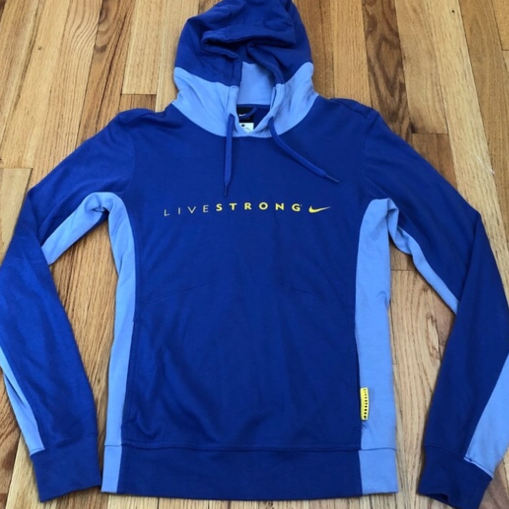 NIKE✅Live strong pull over